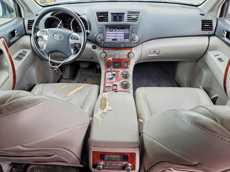 Photo 8 from auction – 2012 TOYOTA HIGHLANDER with VIN 5TDDK3EHXCS168788