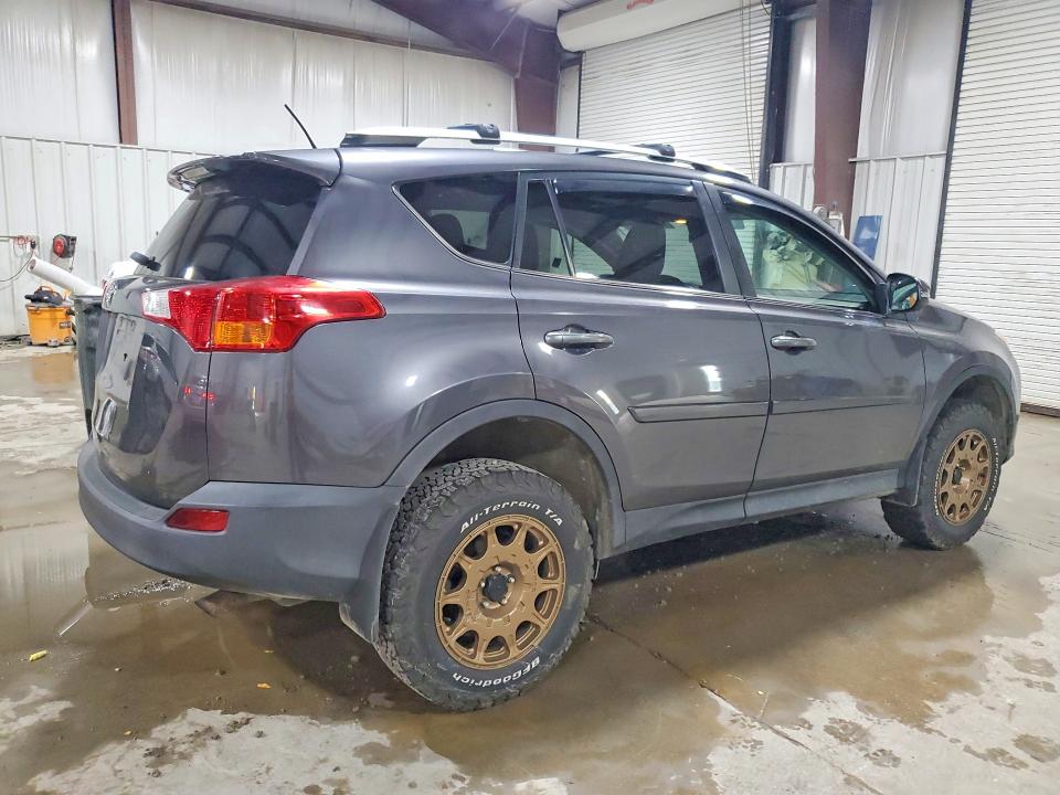 Photo 3 from auction – 2013 TOYOTA RAV4 with VIN 2T3RFREV6DW027607