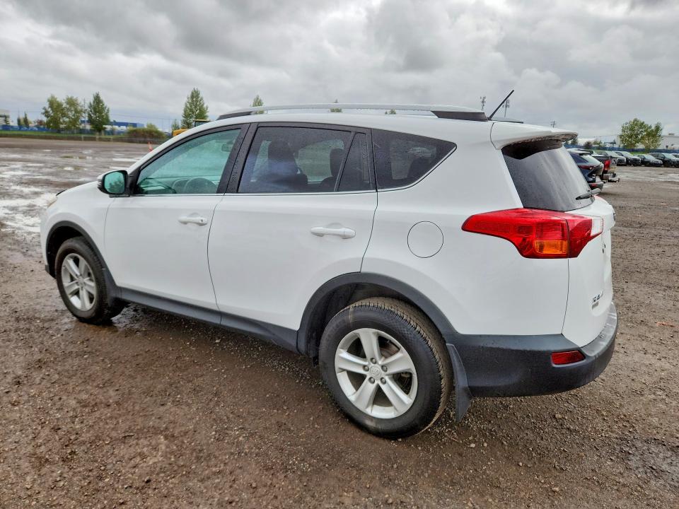 Photo 2 from auction – 2013 TOYOTA RAV4 with VIN 2T3RFREV6DW119249