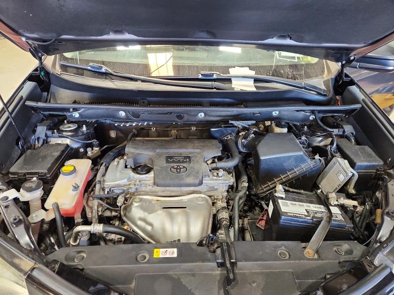 Photo 11 from auction – 2018 TOYOTA RAV4 with VIN 2T3ZFREV3JW513948