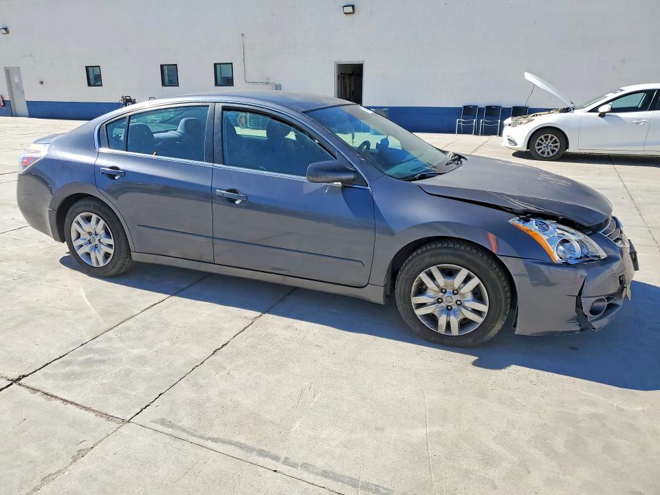 Снимка 4 от търг – 2012 NISSAN ALTIMA с VIN 1N4AL2AP2CN509720