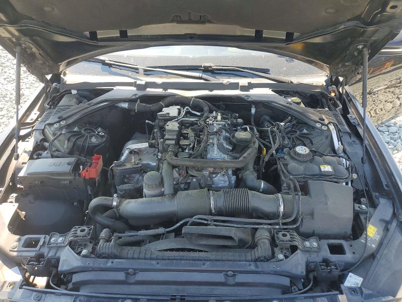 Photo 11 from auction – 2019 JAGUAR XE with VIN SAJAR4FX2KCP43963