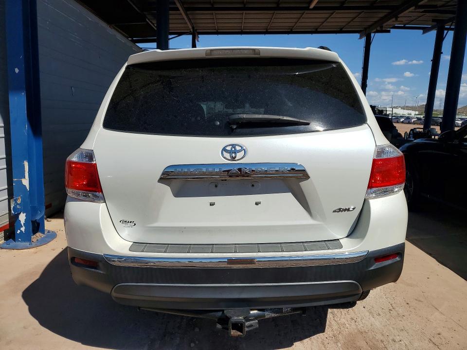Zdjęcie 6 z aukcji – 2013 TOYOTA HIGHLANDER z VIN 5TDDK3EH0DS230314