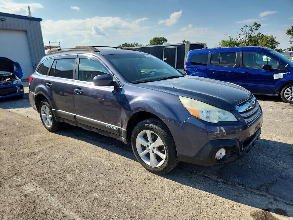 Photo 4 from auction – 2014 SUBARU OUTBACK with VIN 4S4BRCCC6E3203207