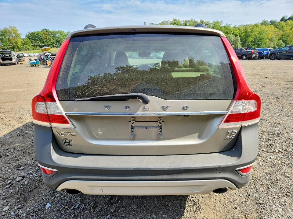 Photo 6 from auction – 2016 VOLVO XC70 with VIN YV4612NM6G1259916