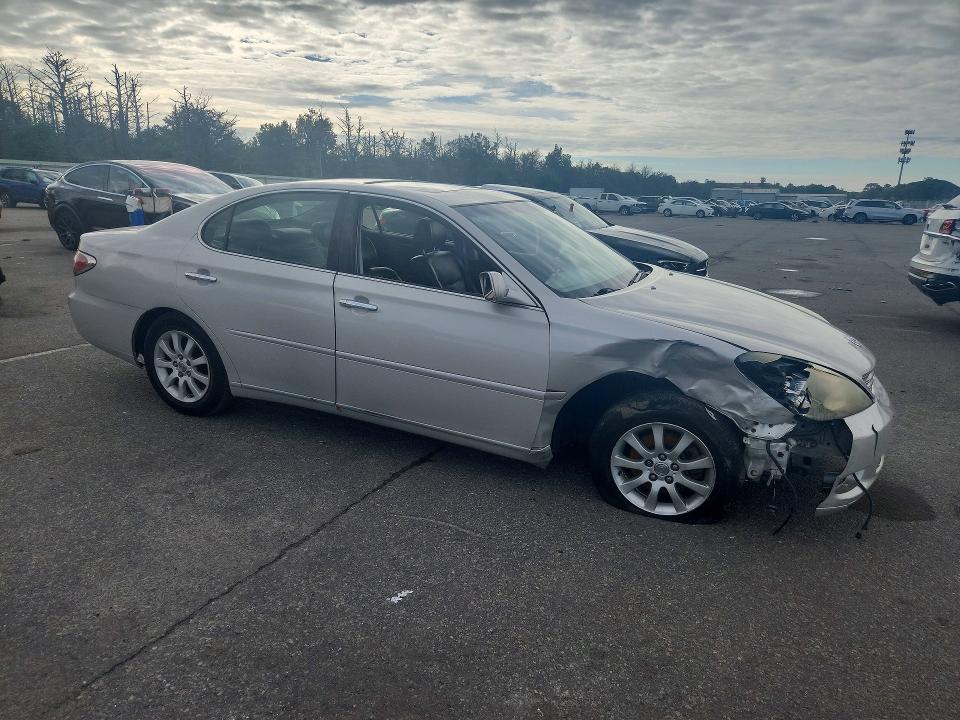 Photo 4 from auction – 2002 LEXUS ES with VIN JTHBF30G120069383