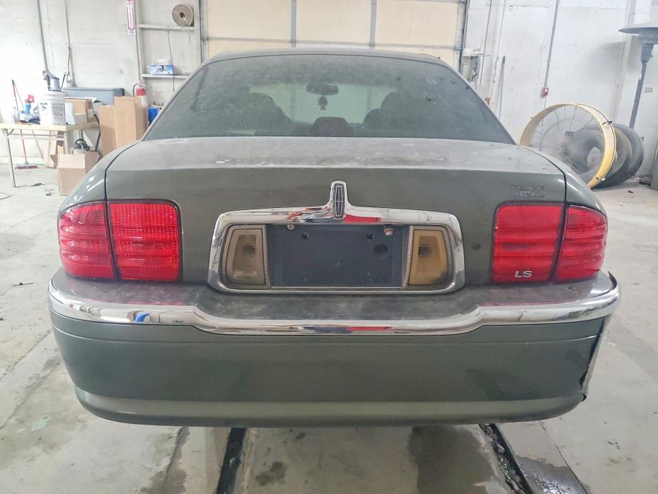 Zdjęcie 6 z aukcji – 2000 LINCOLN LS z VIN 1LNHM87AXYY756481