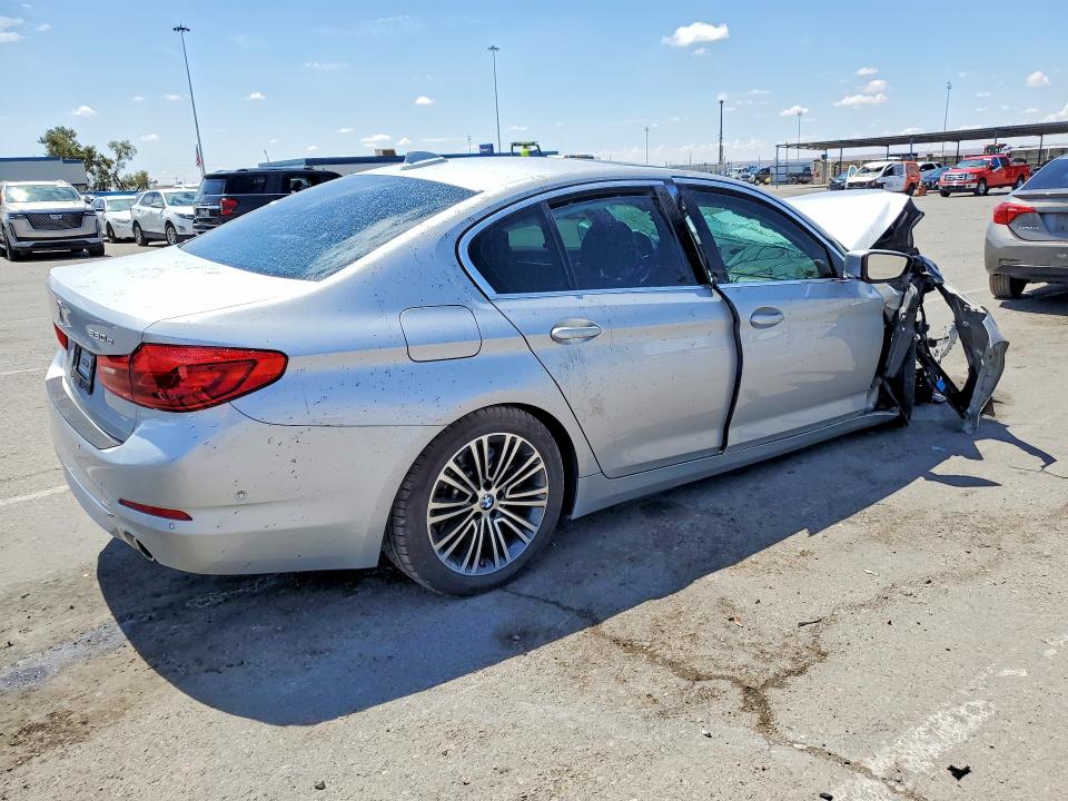 Photo 3 from auction – 2020 BMW 530E with VIN WBAJA9C09LCE05505