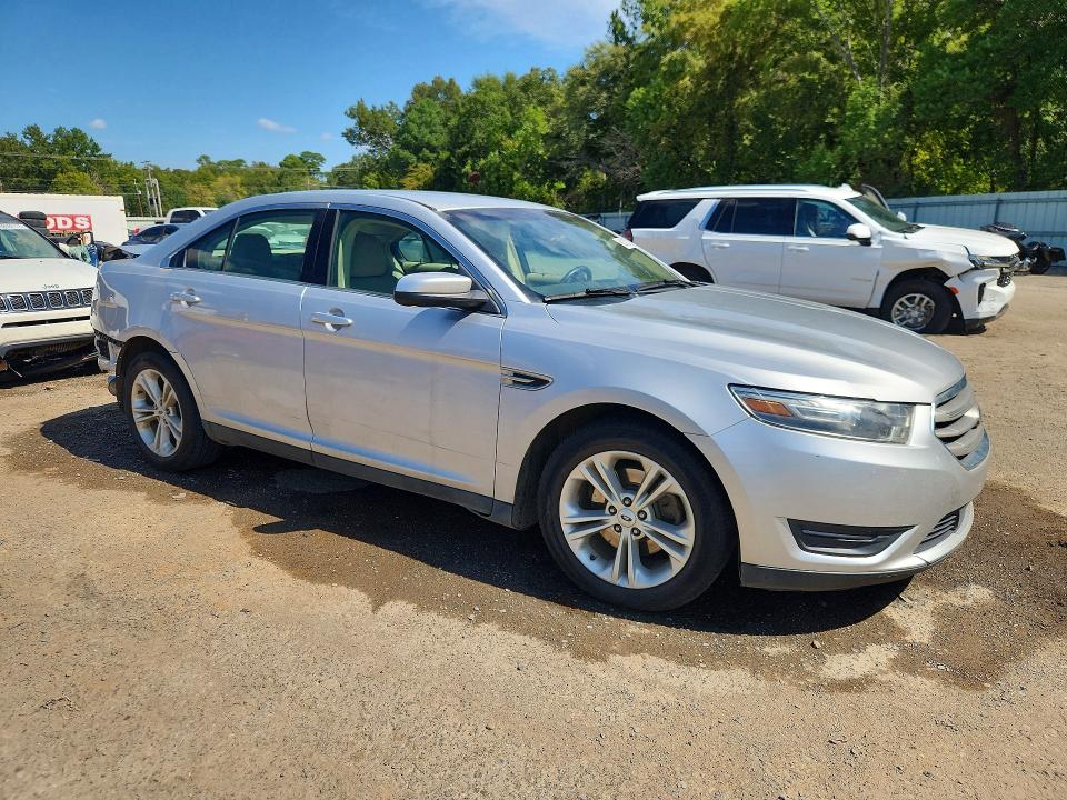 Photo 4 from auction – 2014 FORD TAURUS with VIN 1FAHP2E82EG150060
