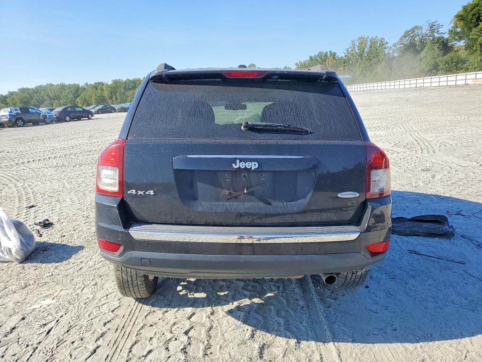 Photo 6 from auction – 2016 JEEP COMPASS with VIN 1C4NJDEB0GD684118