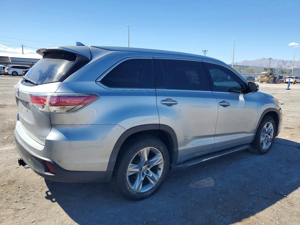 Photo 3 from auction – 2015 TOYOTA HIGHLANDER with VIN 5TDYKRFH9FS094495