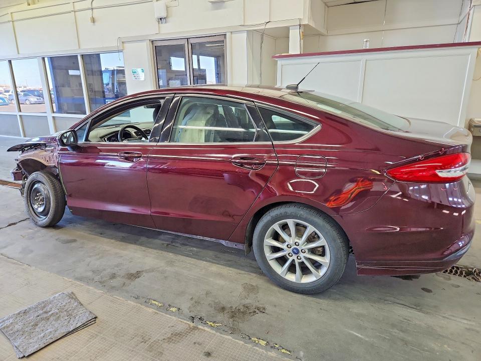 Photo 2 from auction – 2017 FORD FUSION with VIN 3FA6P0HD7HR195738