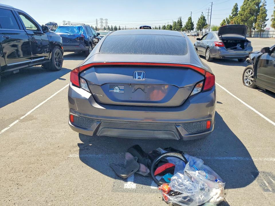 Снимка 6 от търг – 2017 HONDA CIVIC с VIN 2HGFC4B08HH300884