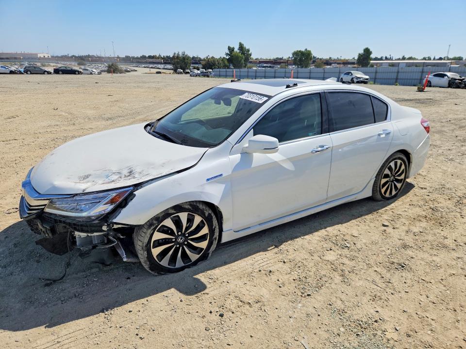 HONDA ACCORD 2017 with VIN JHMCR6F71HC001158 - Photo from auction