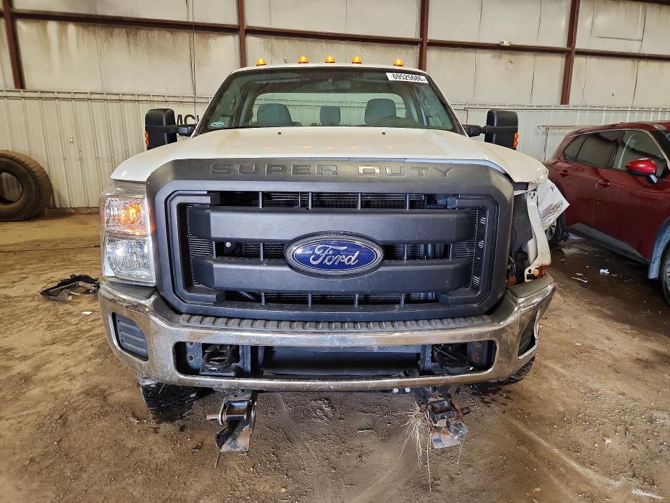 Zdjęcie 5 z aukcji – 2015 FORD F350 z VIN 1FTRF3B60FEB38853