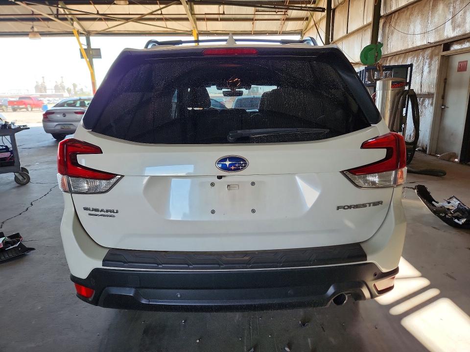 Photo 6 from auction – 2020 SUBARU FORESTER with VIN JF2SKAUC2LH553642