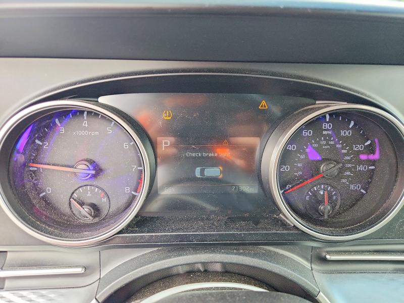 Снимка 9 от търг – 2024 KIA CARNIVAL с VIN KNDNB4H39R6321342