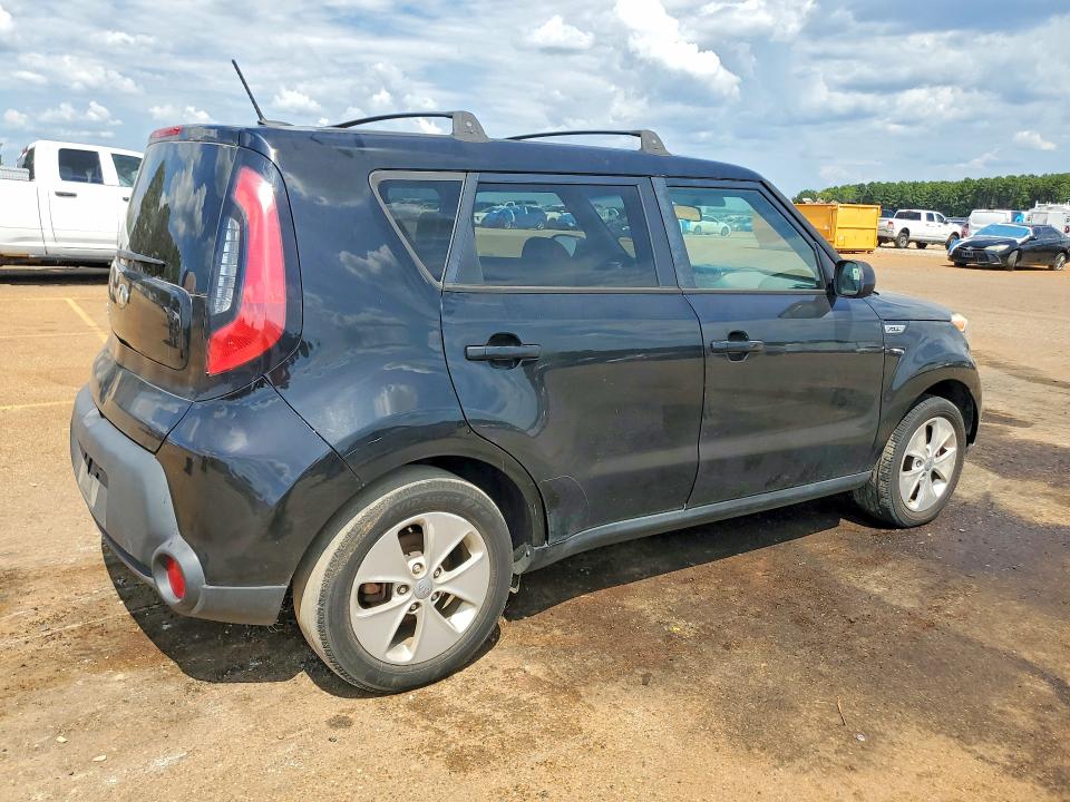 Photo 3 from auction – 2015 KIA SOUL with VIN KNDJN2A27F7143416