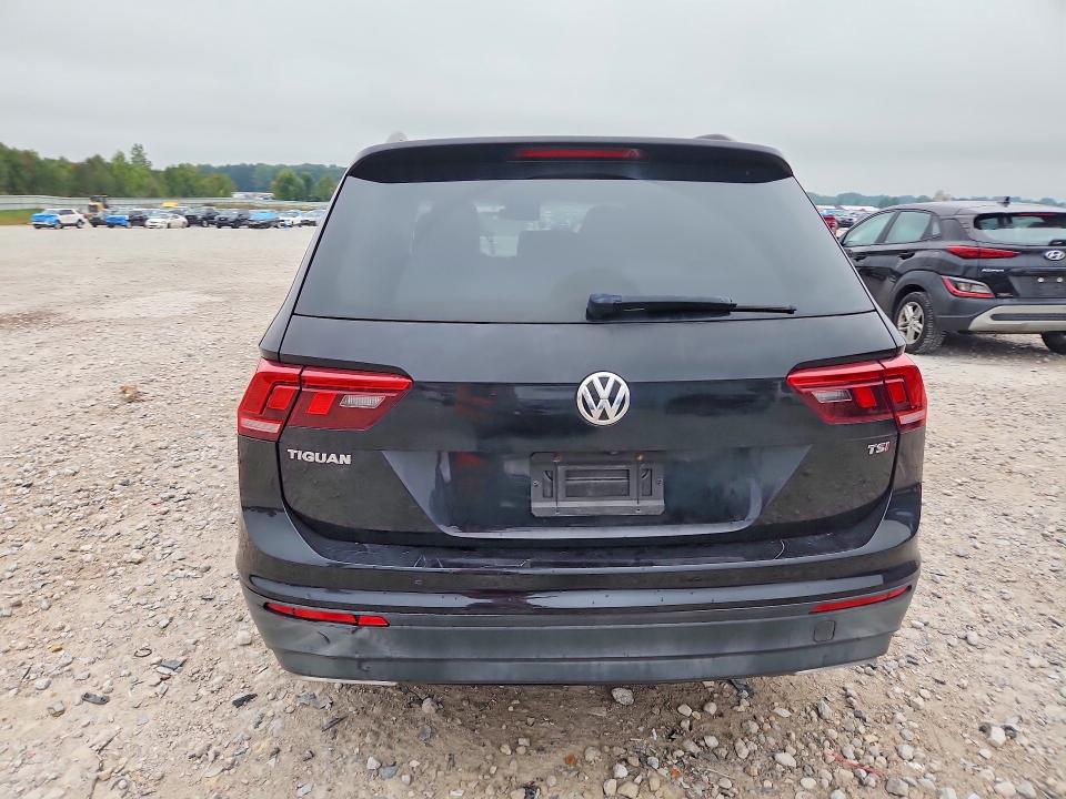 Снимка 6 от търг – 2018 VOLKSWAGEN TIGUAN с VIN 3VV1B7AX0JM023720