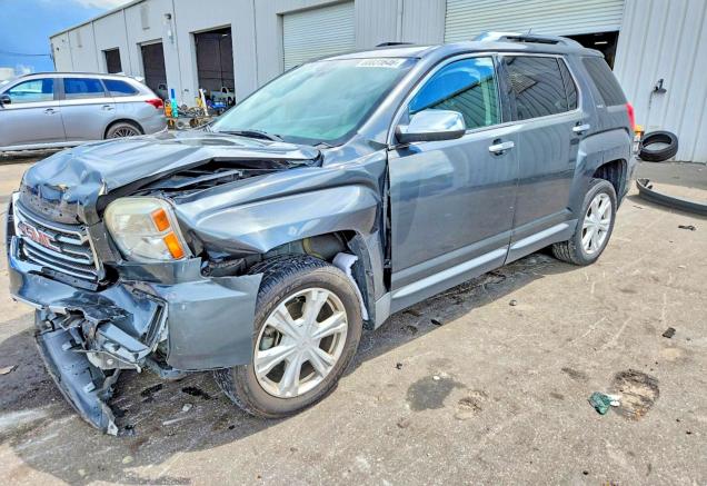 Снимка 1 от търг – 2017 GMC TERRAIN с VIN 2GKFLUEK7H6329451