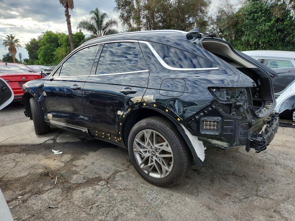 Photo 2 from auction – 2025 GENESIS GV70 with VIN KMUMADTB7SU221431