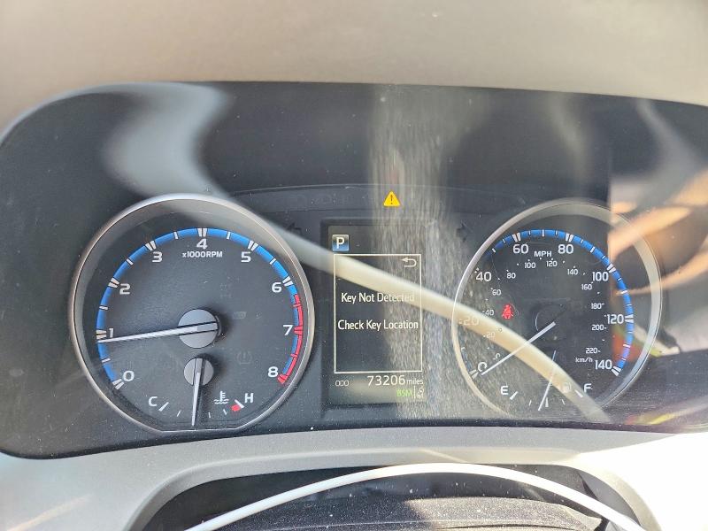 Photo 9 from auction – 2018 TOYOTA RAV4 with VIN 2T3RFREVXJW743485