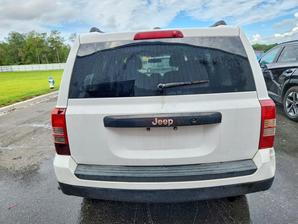 Photo 6 from auction – 2014 JEEP PATRIOT with VIN 1C4NJPBA3ED714447