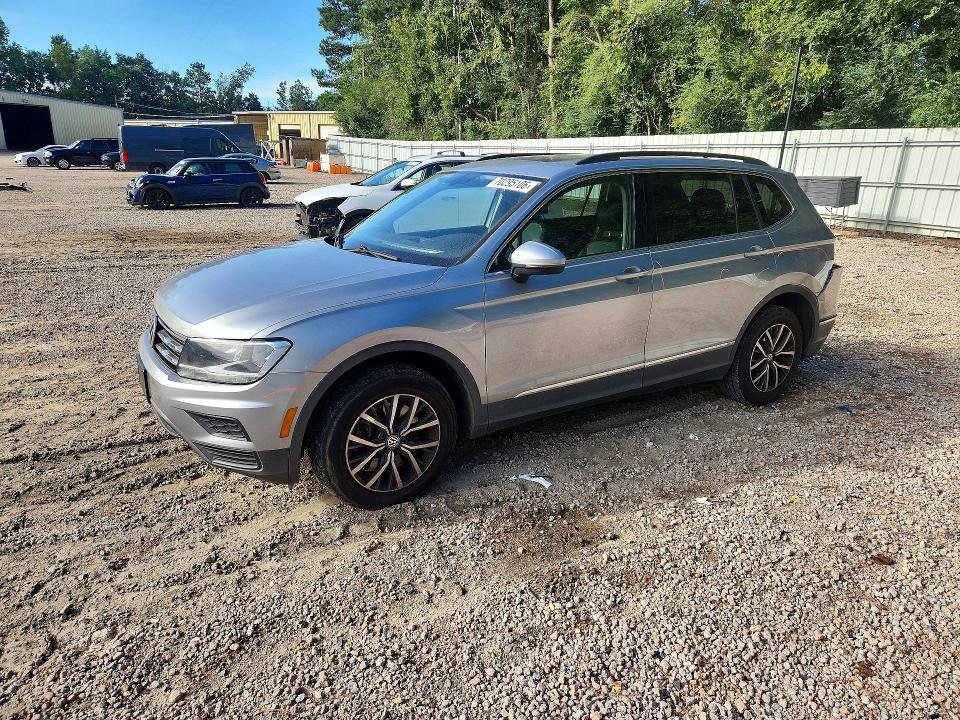 Снимка 1 от търг – 2020 VOLKSWAGEN TIGUAN с VIN 3VV3B7AX2LM057363