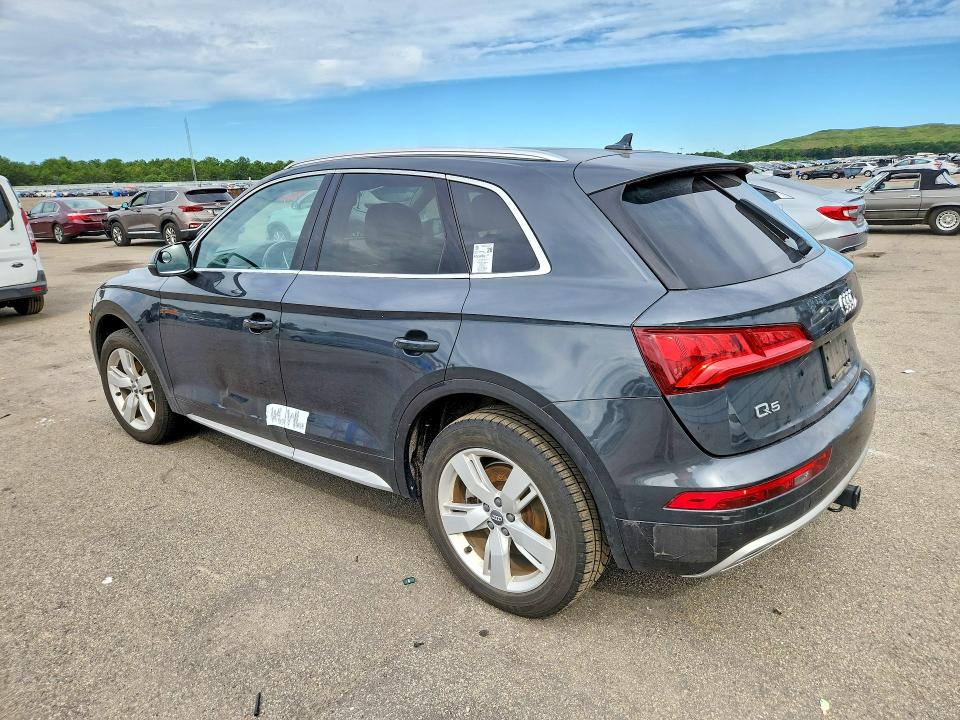 Foto 2 de la subasta – 2018 AUDI Q5 con VIN WA1BNAFY0J2198057