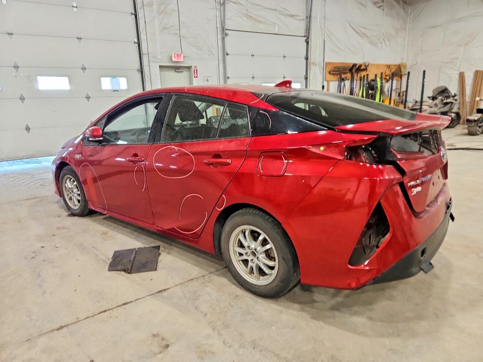 Photo 2 from auction – 2017 TOYOTA PRIUS PRIME with VIN JTDKARFPXH3018417