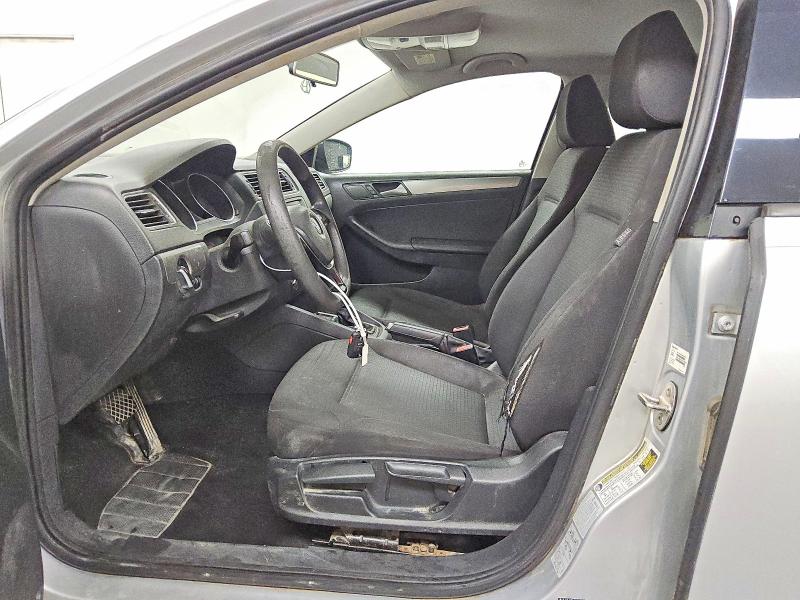 Photo 7 from auction – 2015 VOLKSWAGEN JETTA with VIN 3VWD07AJ7FM401291