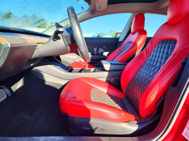 Photo 7 from auction – 2018 TESLA MODEL 3 with VIN 5YJ3E1EA5JF022200