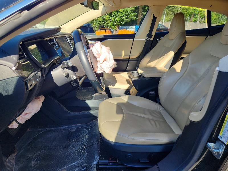 Foto 7 de la subasta – 2014 TESLA MODEL S con VIN 5YJSA1H14EFP50602