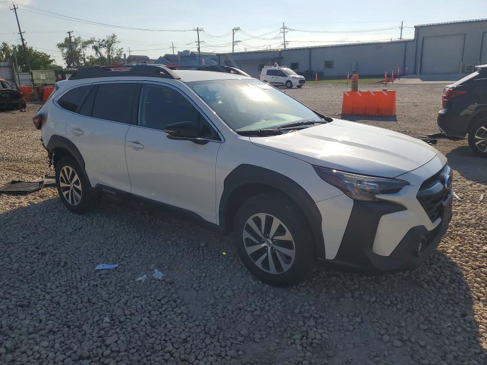 Photo 4 from auction – 2023 SUBARU OUTBACK with VIN 4S4BTADC4P3107762