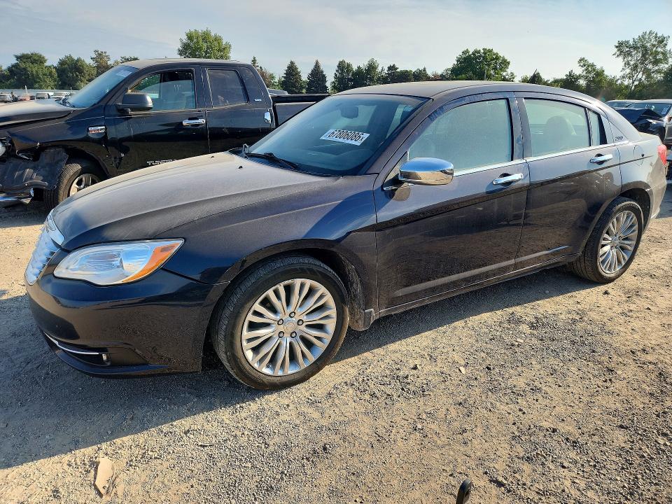 CHRYSLER 200 2012 with VIN 1C3CCBCG0CN116867 - Photo from auction