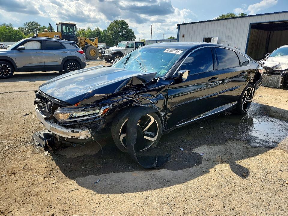 HONDA ACCORD 2018 with VIN 1HGCV1F44JA038830 - Photo from auction