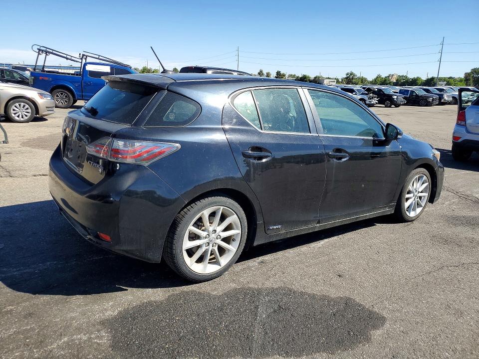 Photo 3 from auction – 2013 LEXUS CT with VIN JTHKD5BH0D2153130