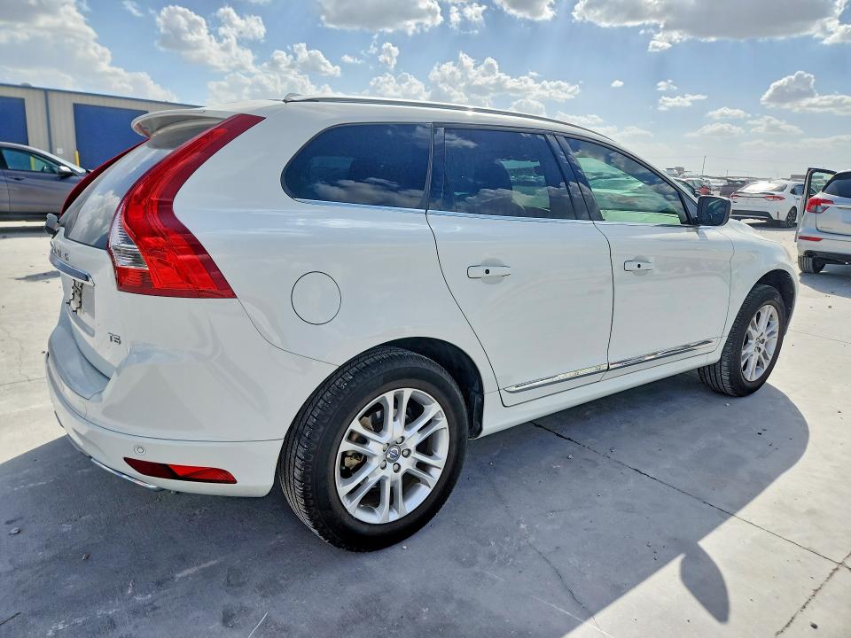 صورة رقم 3 من المزاد - 2016 VOLVO XC60 مع VIN YV440MDK4G2920696