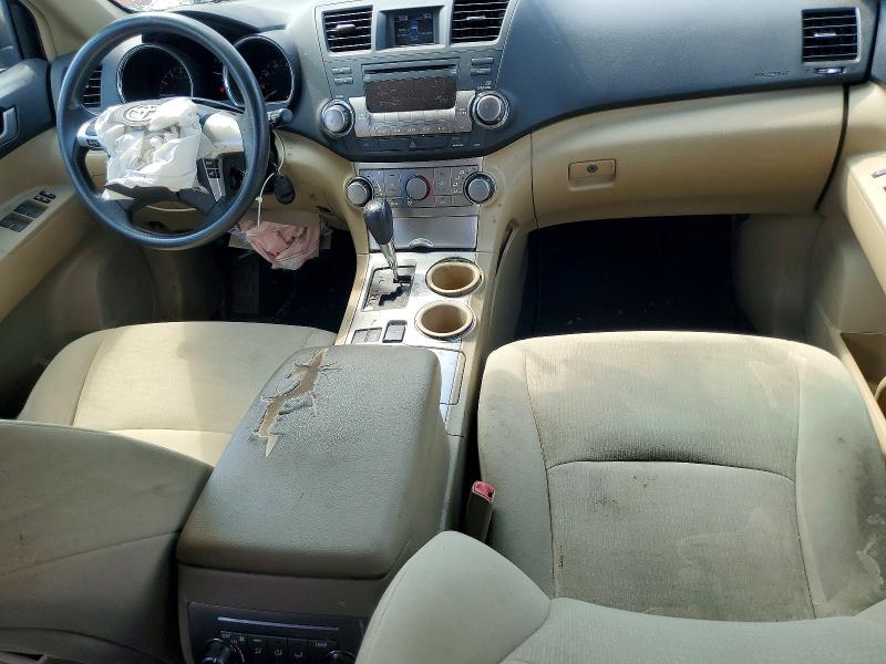 Photo 8 from auction – 2012 TOYOTA HIGHLANDER with VIN 5TDZK3EH1CS083604