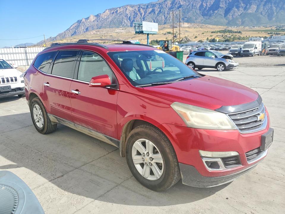 Photo 4 from auction – 2014 CHEVROLET TRAVERSE with VIN 1GNKVHKD8EJ316781