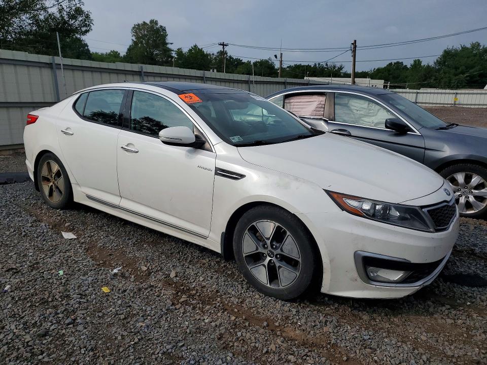 Photo 4 from auction – 2013 KIA OPTIMA with VIN KNAGM4AD1D5040573