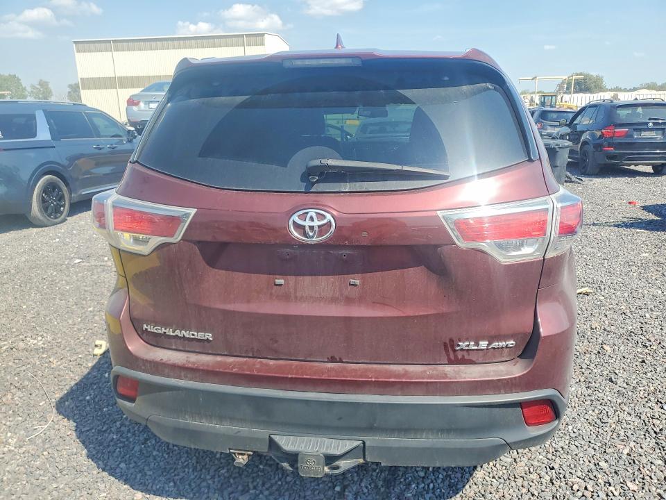 Снимка 6 от търг – 2015 TOYOTA HIGHLANDER с VIN 5TDJKRFH5FS105574