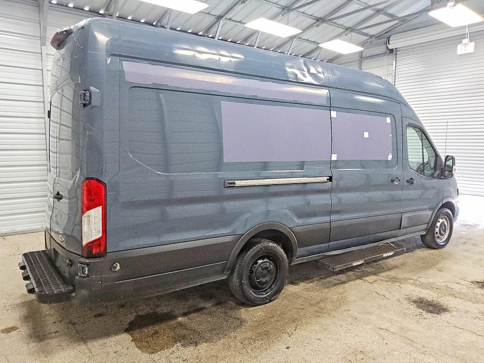 Photo 3 from auction – 2019 FORD TRANSIT with VIN 1FTYR3XM3KKB74056