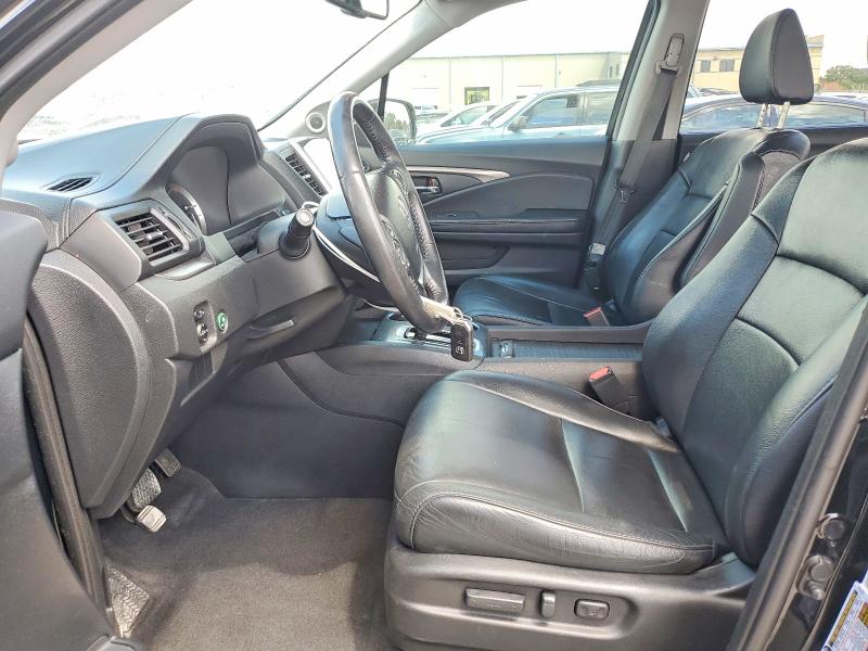 Photo 7 from auction – 2017 HONDA PILOT with VIN 5FNYF5H5XHB040825