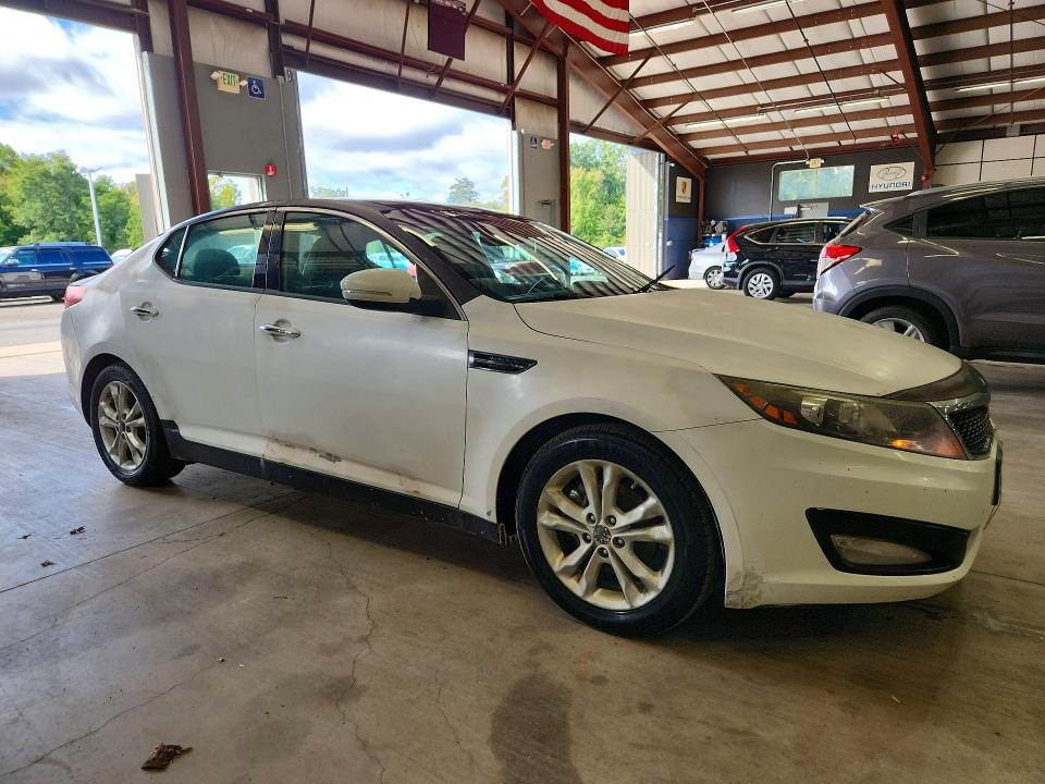 Снимка 4 от търг – 2013 KIA OPTIMA с VIN 5XXGN4A72DG245325