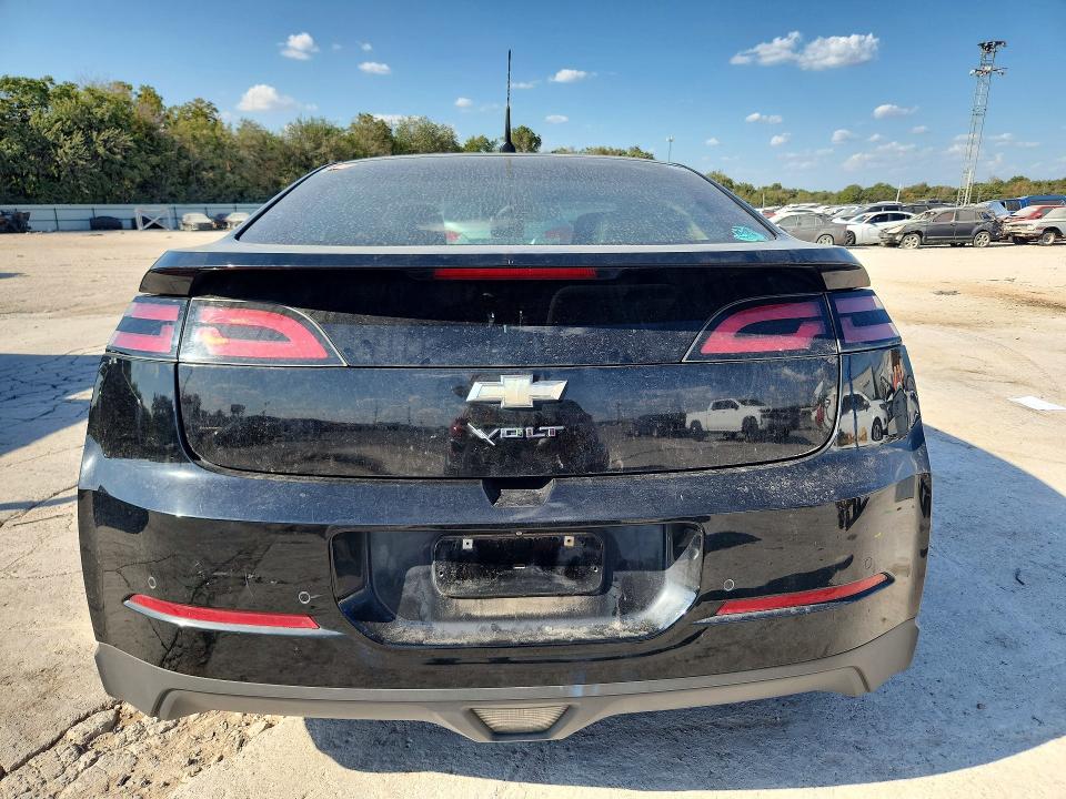 Photo 6 from auction – 2011 CHEVROLET VOLT with VIN 1G1RD6E47BU102619