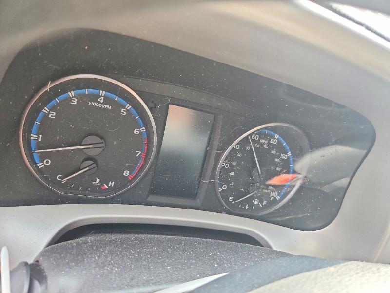 Снимка 9 от търг – 2017 TOYOTA RAV4 с VIN 2T3BFREV9HW577164