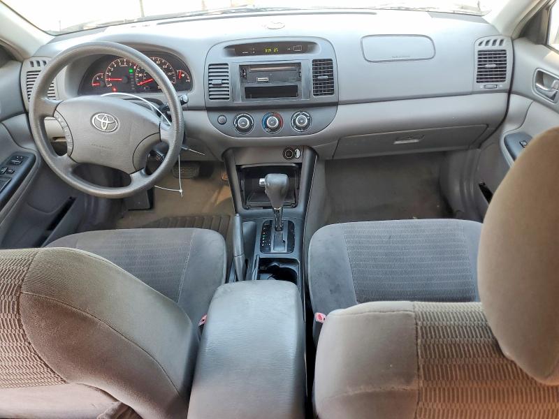 Photo 8 from auction – 2005 TOYOTA CAMRY with VIN 4T1BE32K25U599683