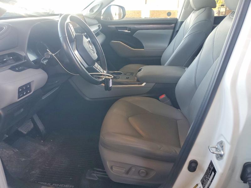 Снимка 7 от търг – 2021 TOYOTA HIGHLANDER HYBRID с VIN 5TDXBRCH4MS014906
