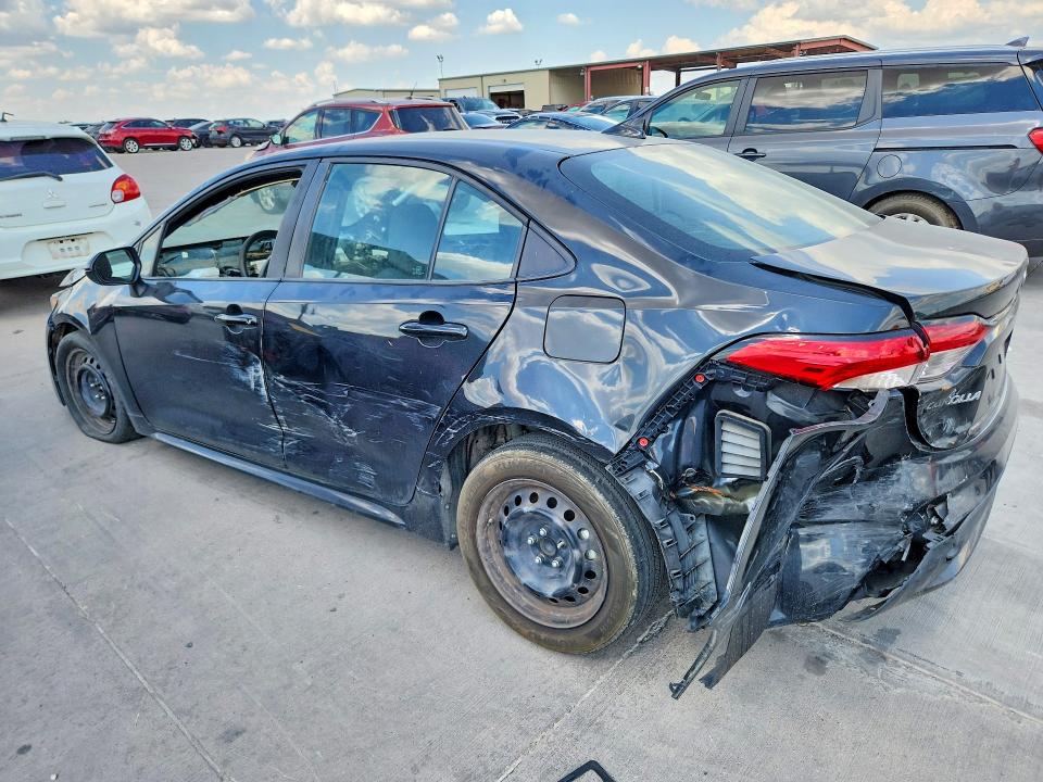 Zdjęcie 2 z aukcji – 2021 TOYOTA COROLLA z VIN 5YFEPMAE5MP248694